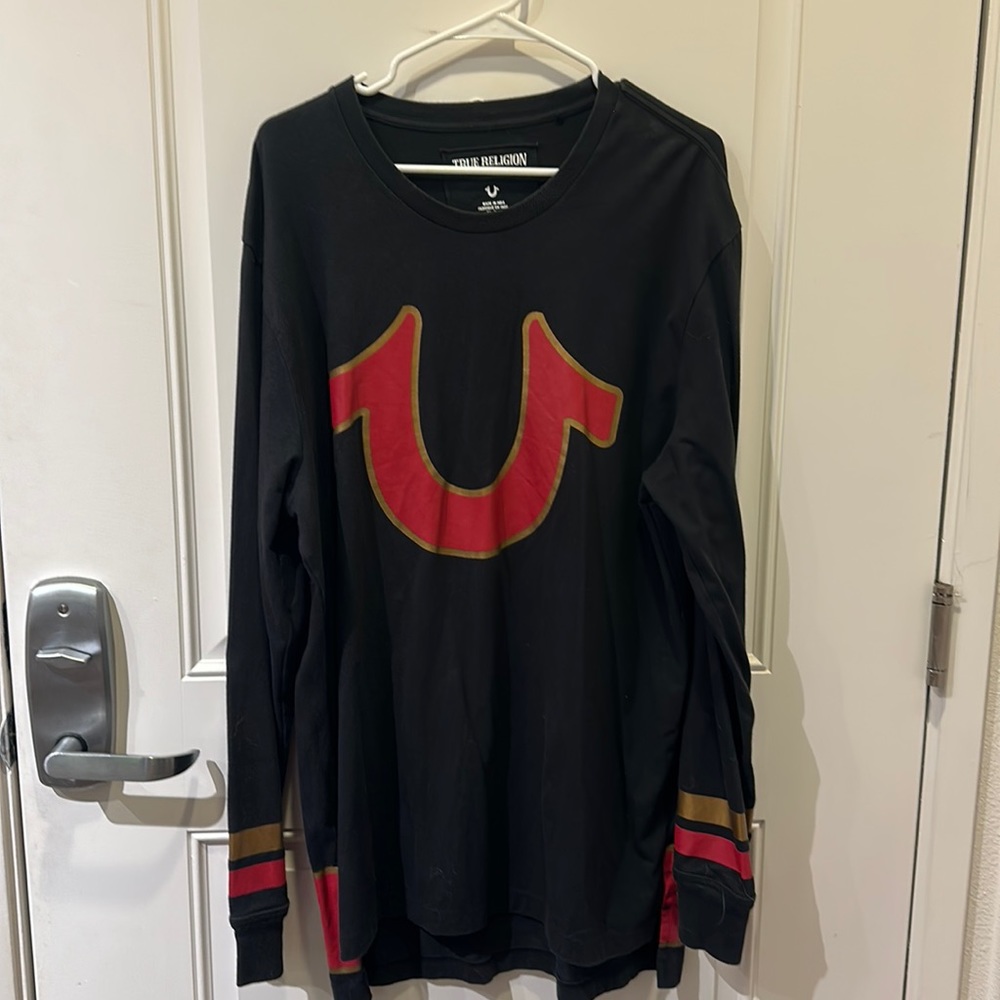 True Religion Long sleeve- Men’s